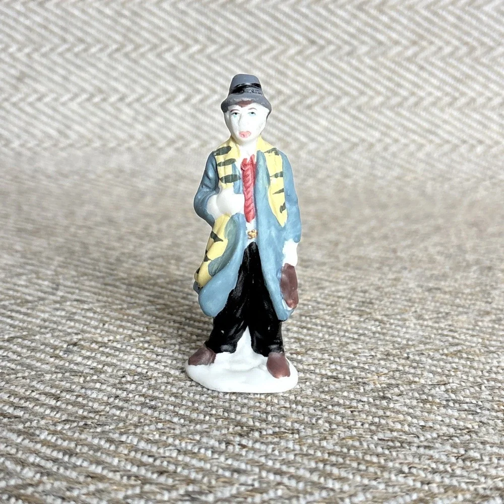 Lemax Porcelain The Accountant Dickensvale Collectible Vintage Long Coat Scarf